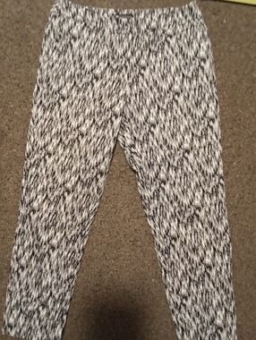 Valerie Bertinelli Black & White Size 6 Dress Pants